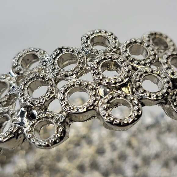 Dazzling Silver Cuff Bracelet Bangle - Picture 5 of 16